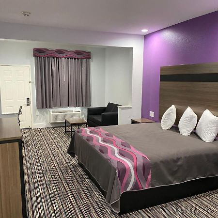 Palace Inn Crosby Extérieur photo